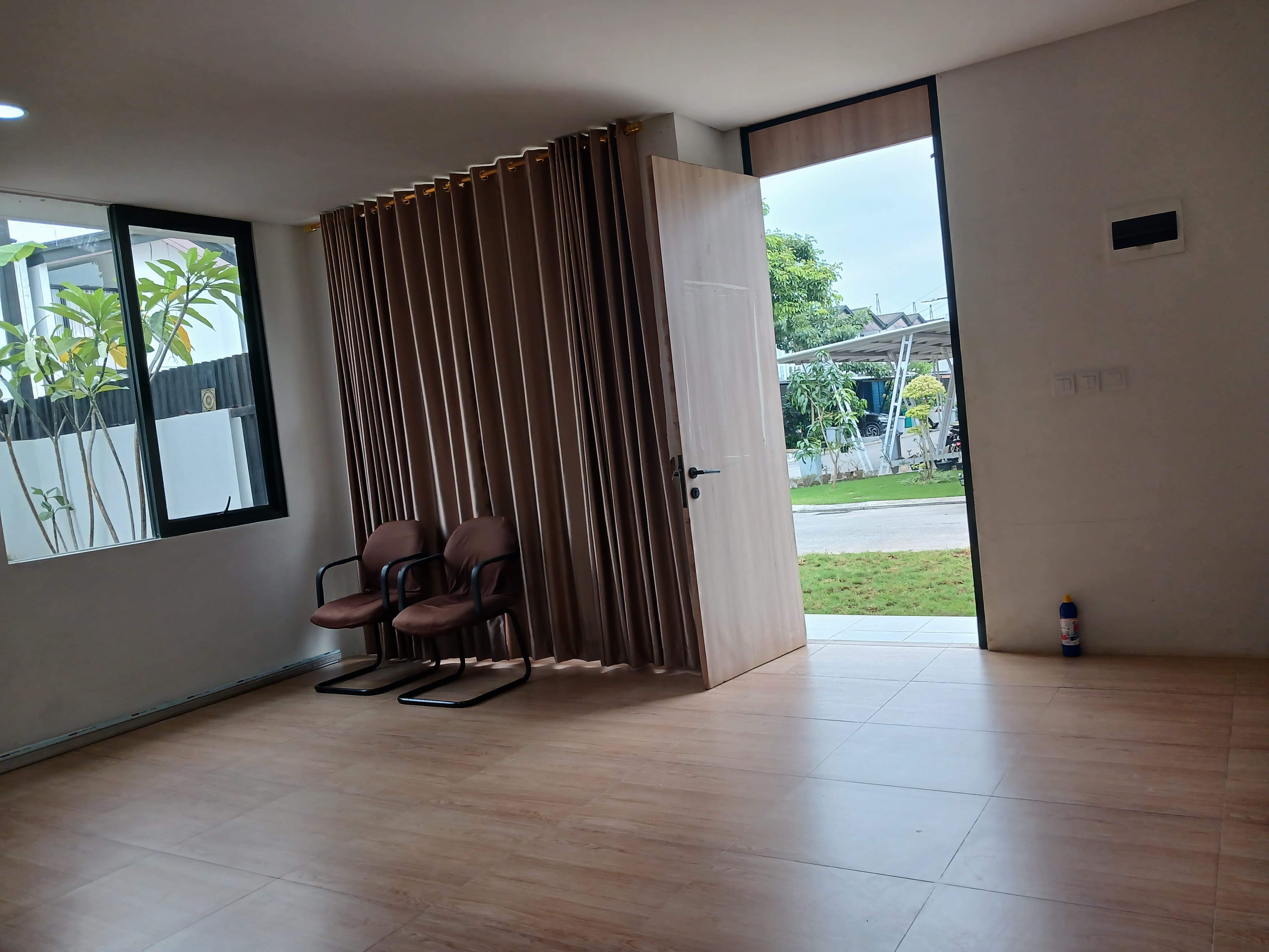 Disewakan Rumah di Waterfront Lippo Cikarang